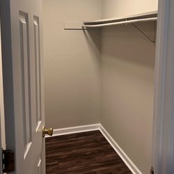 closet room at Retreat at Palm Pointe located in North Charleston, SC